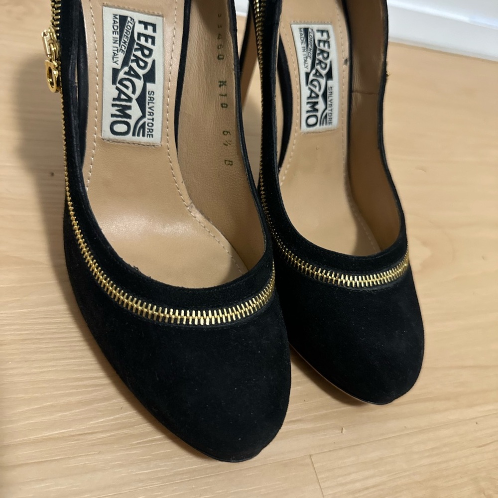 SALVATORE FERRAGAMO Black Suede Zip Platform Heels Made in Italy  size US6,5 - Picture 8 of 11